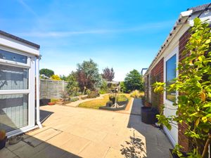 STATION ROAD- click for photo gallery